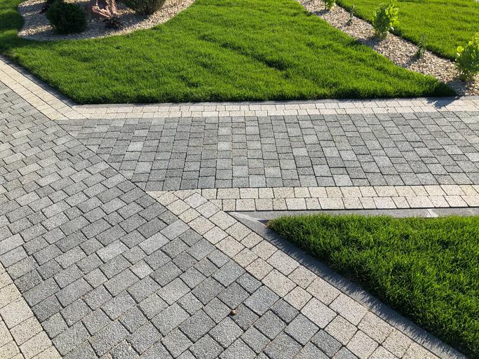 What To Expect When Installing Pavers For A Driveway