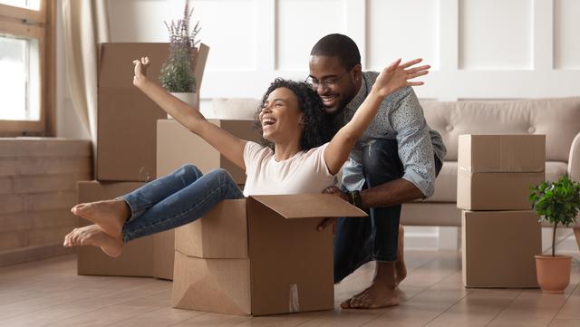 7 Cute Move-In Day Moments to Capture