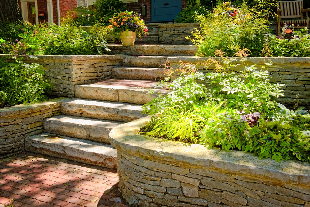 Tips on Hiring a Paving Contractor to Improve Your Patio