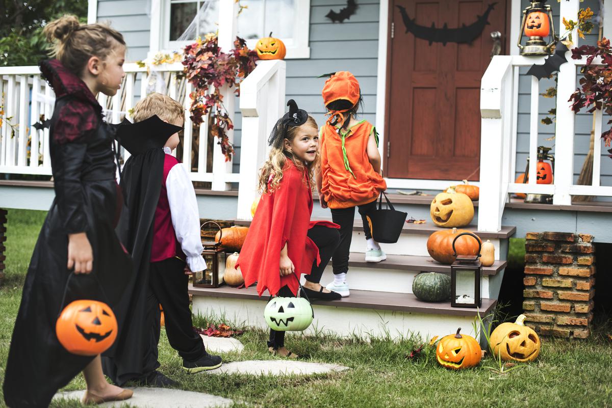 Dress Your House Up for Halloween Without Breaking the Bank