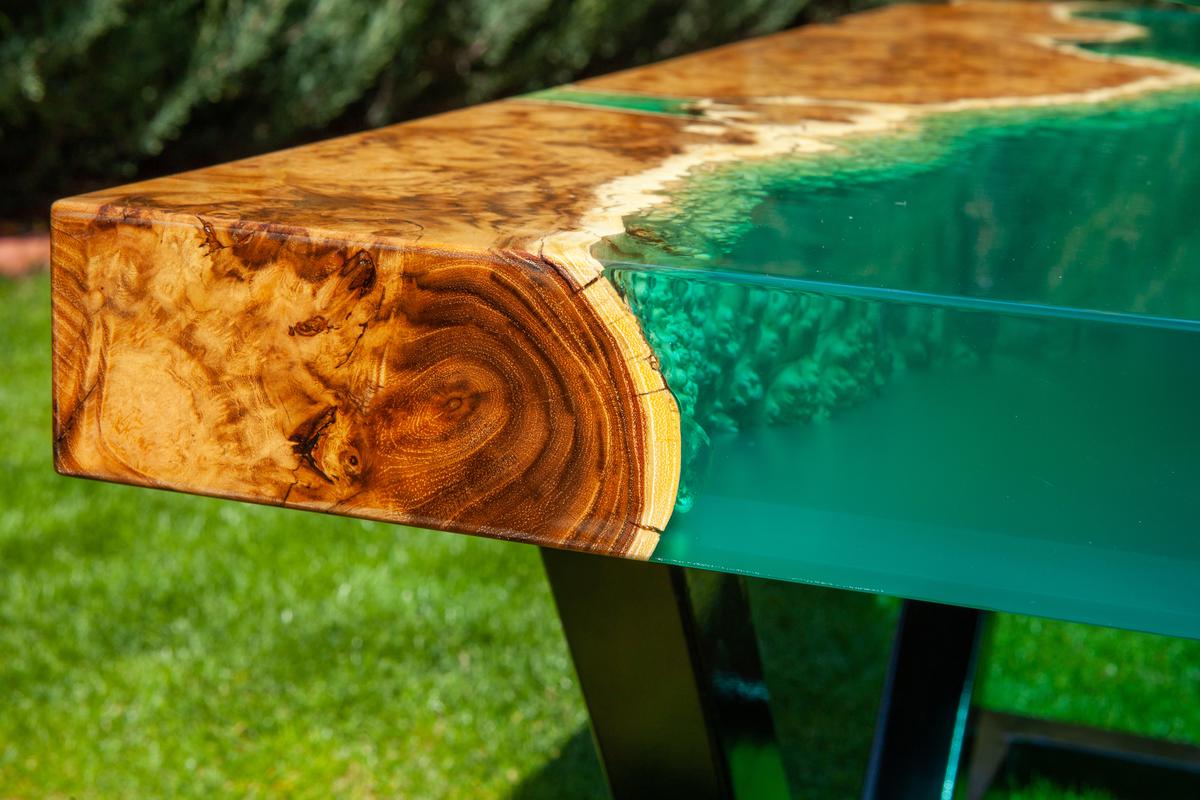 How To Make Your Own Diy Epoxy Resin Table