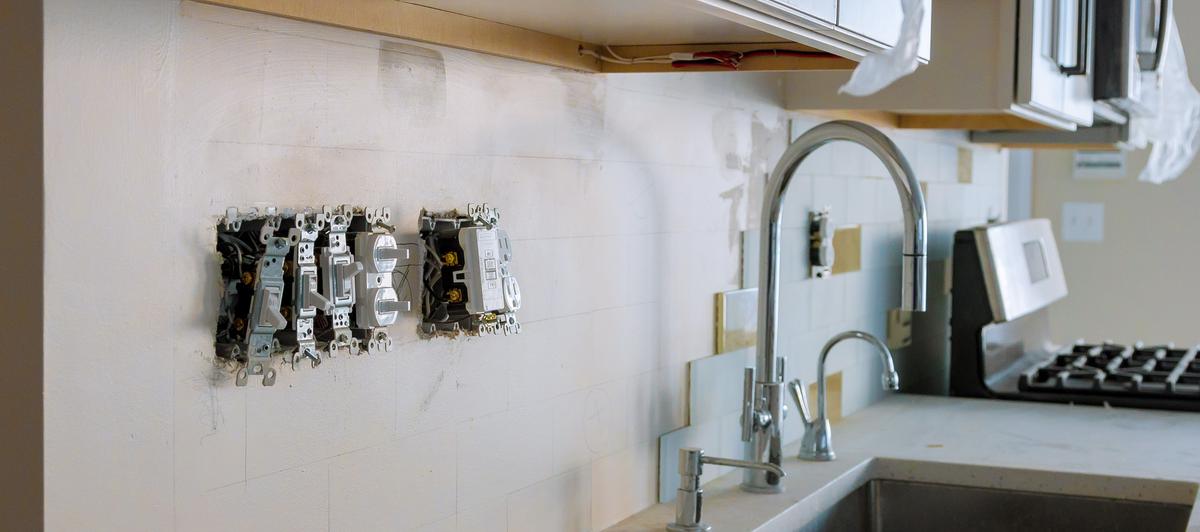 Why You Should Upgrade Your Kitchen's Electrical Switches and Outlets