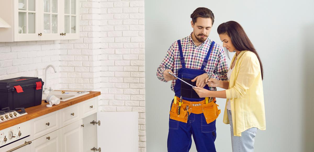 The Top Surprises Homeowners Face When Hiring a Yard Maintenance Company