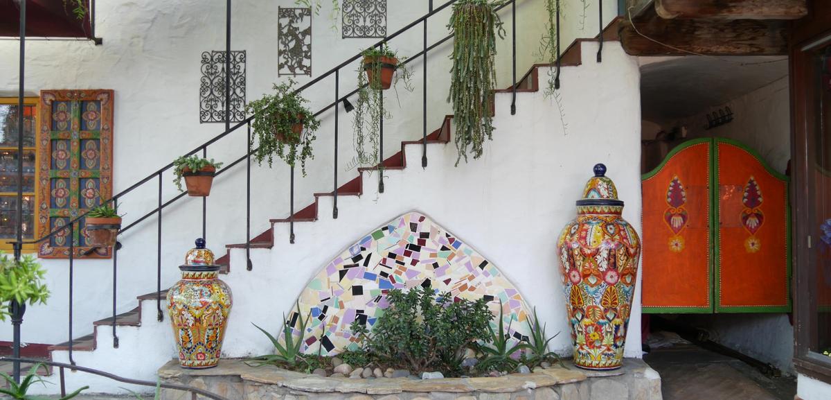 Mexican Home Decor: Transform Your Space with Vibrant Colors and Traditional Textiles