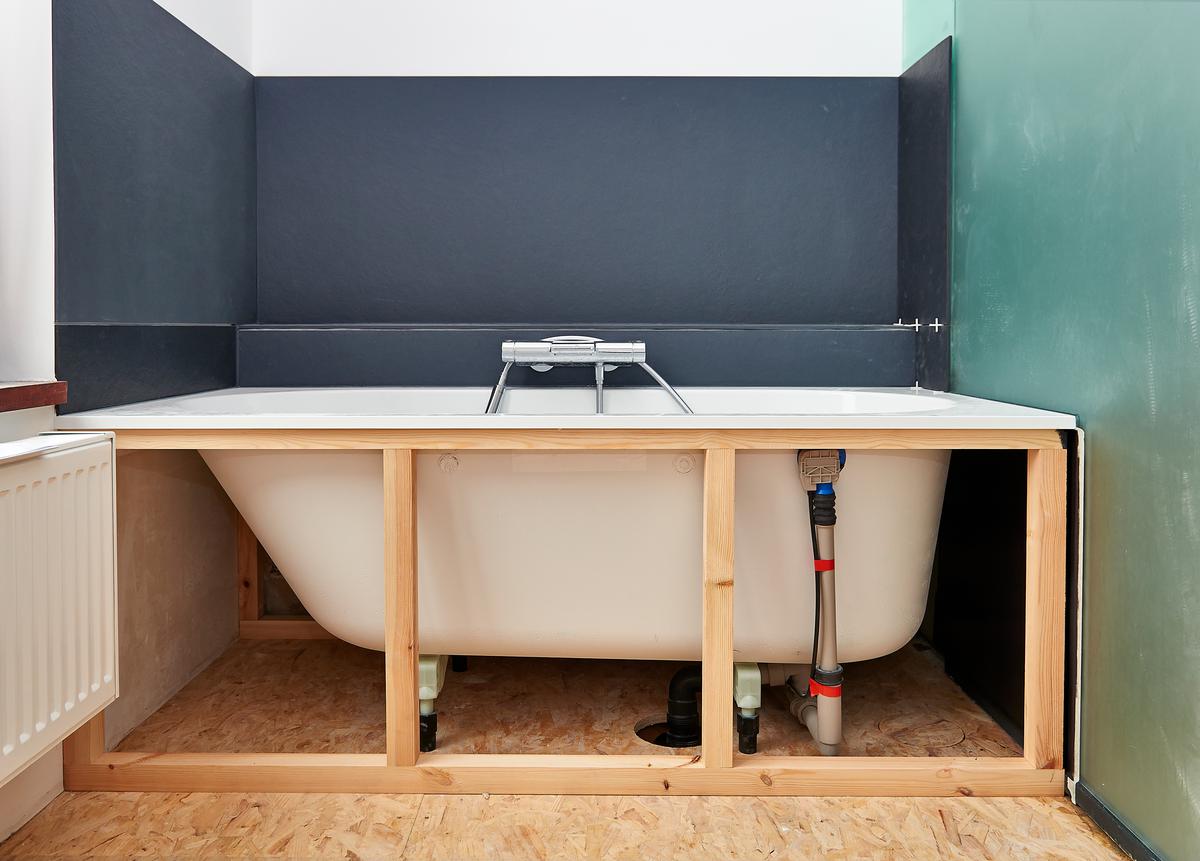 The Most Basic Steps of DIY Bathtub Installation