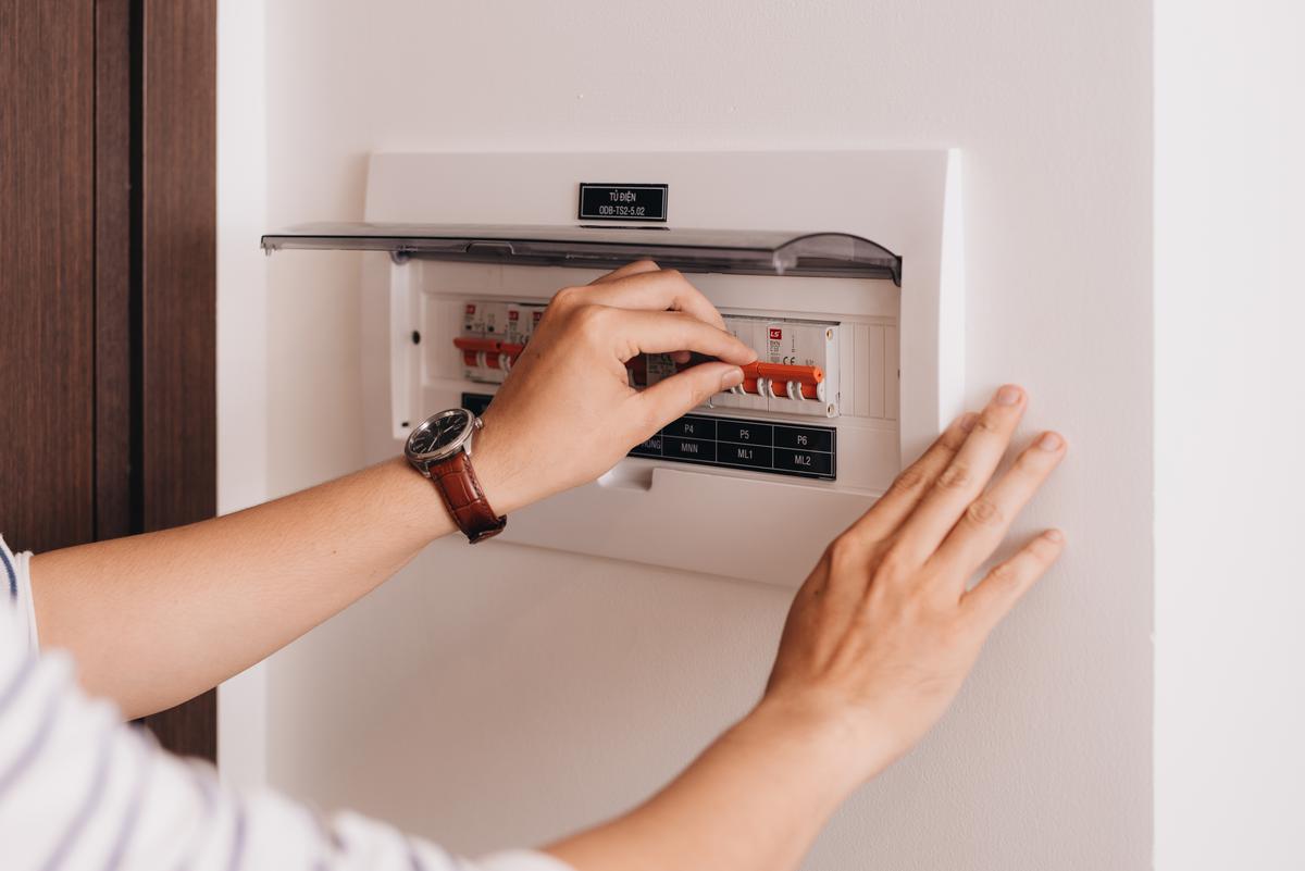 What You Should Know About Residential Electrical Panel Upgrade