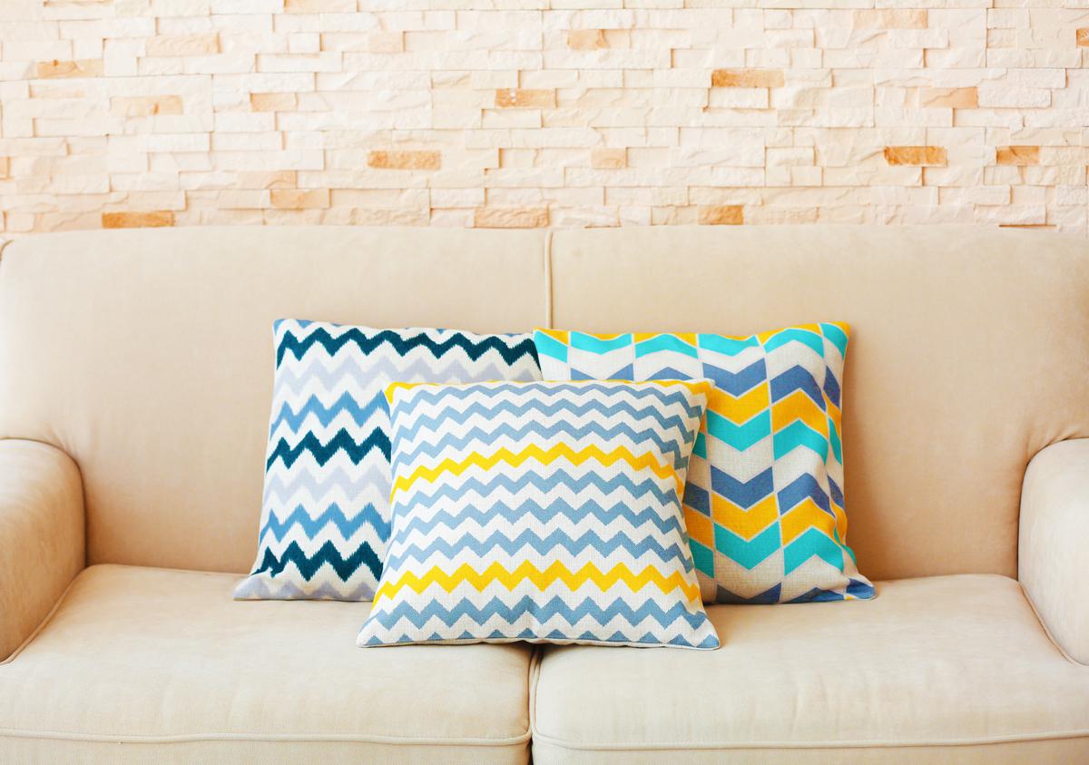 What’s the Difference Between Herringbone, Flamestitch, and Chevron?