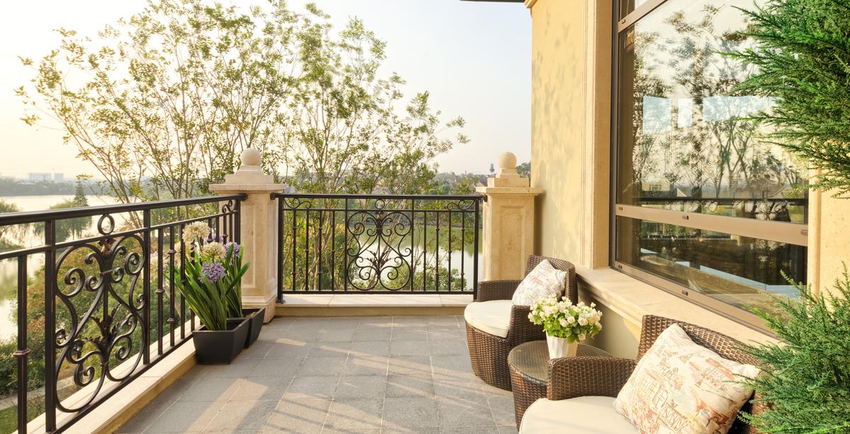 Revamp Your Outdoor Space: 9 Creative Balcony Ideas
