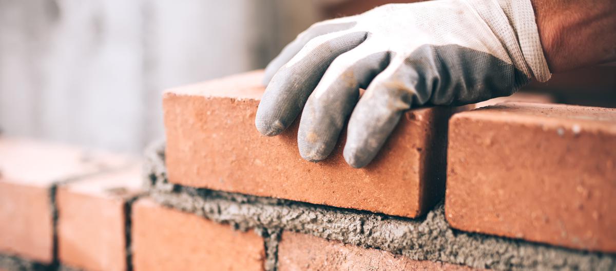 The Benefits of Building a Brick or Stone Wall for Your Home