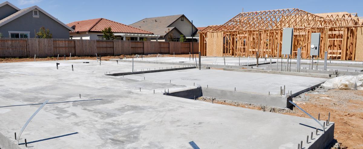 A Comprehensive Guide to Materials Needed for Repairing a Concrete Foundation