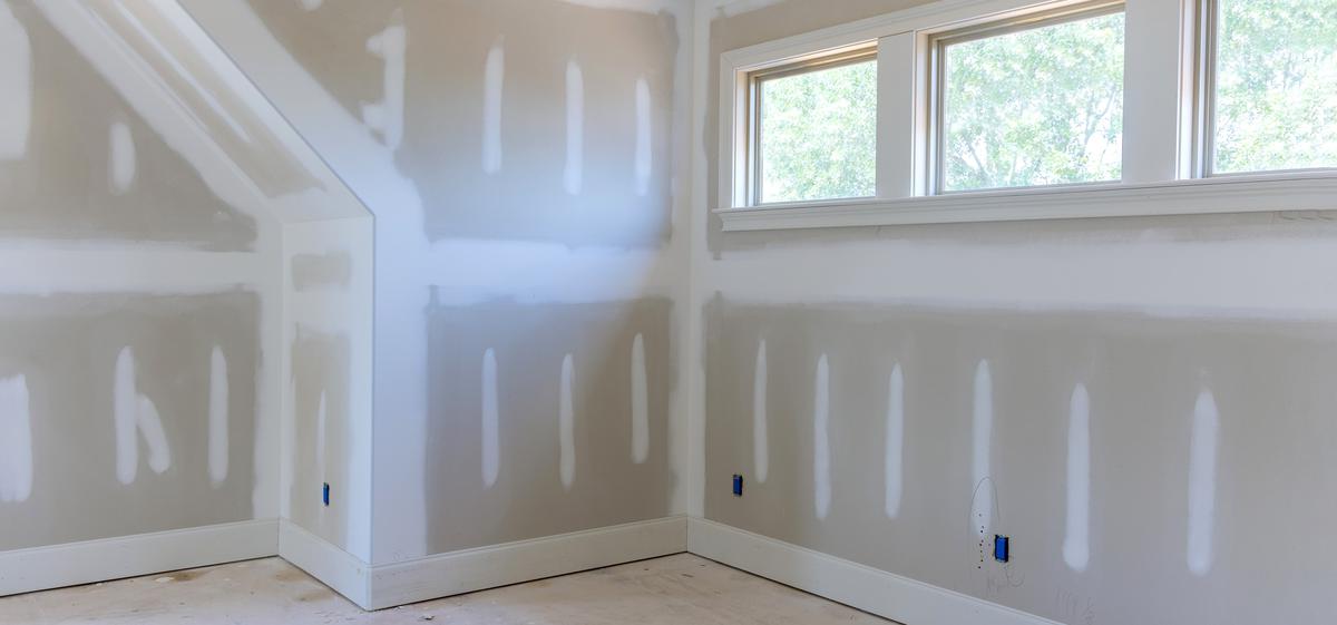 The Benefits of Plastering New Walls in Your Home