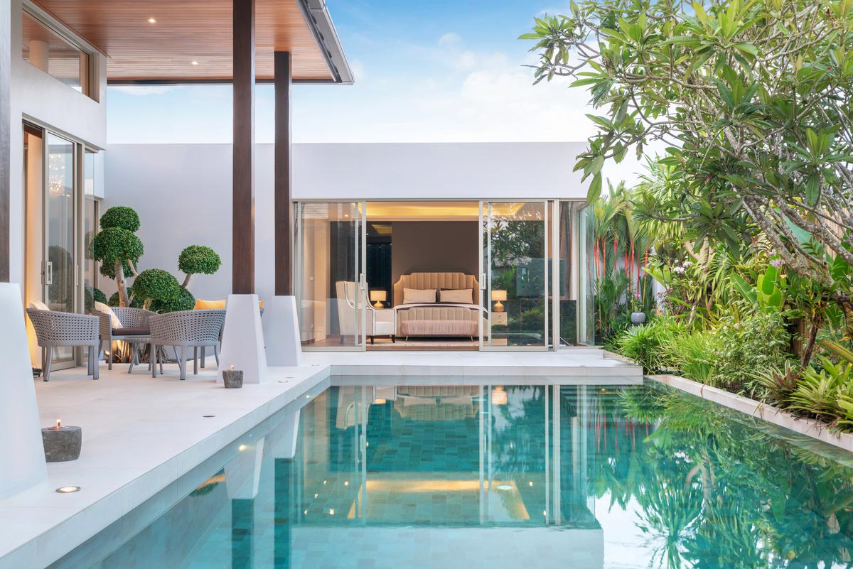 9 Swimmingly Perfect Pool Design Trends of 2021