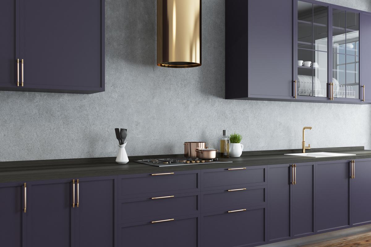 Refacing Old Cabinets: 3 Things Every Homeowner Should Consider