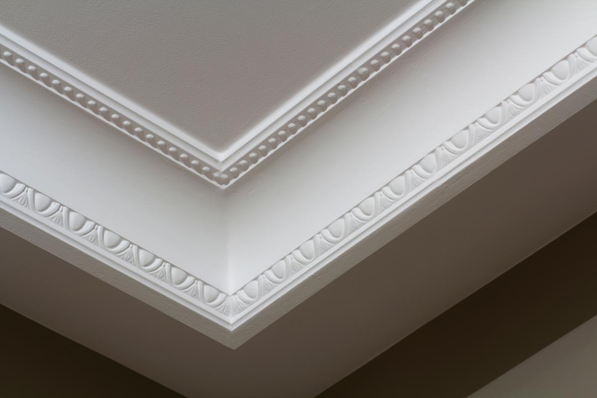 Tips for Working With Crown Molding - Molding and Trim 101
