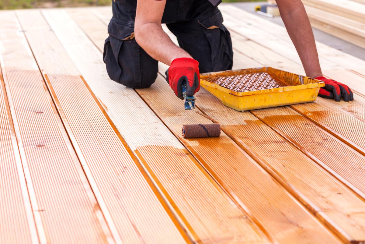 Deck Painting and Staining: What Homeowners Need to Know