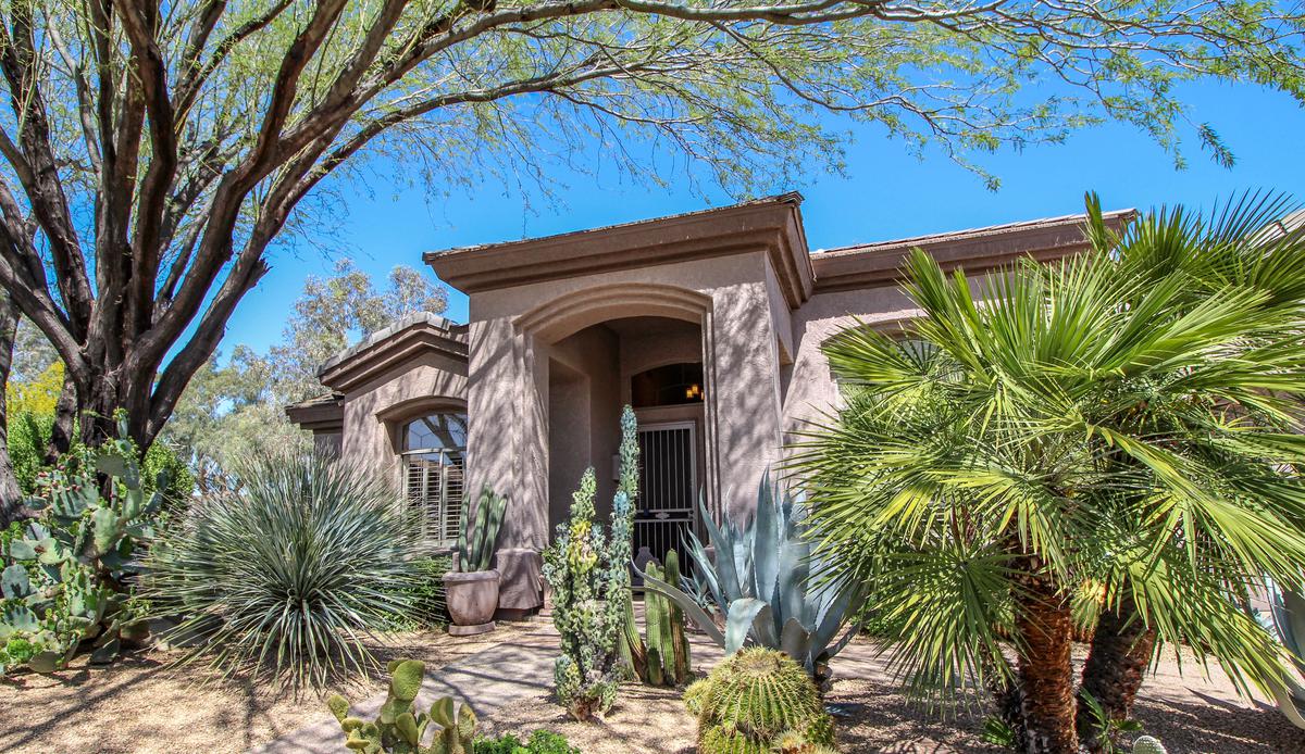 10 Front Yard Landscaping Ideas Perfect For Reimagining Your Lawn