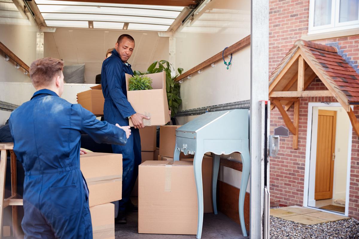 Moving Made Easy: Top 3 Things to Consider When Comparing Moving Companies