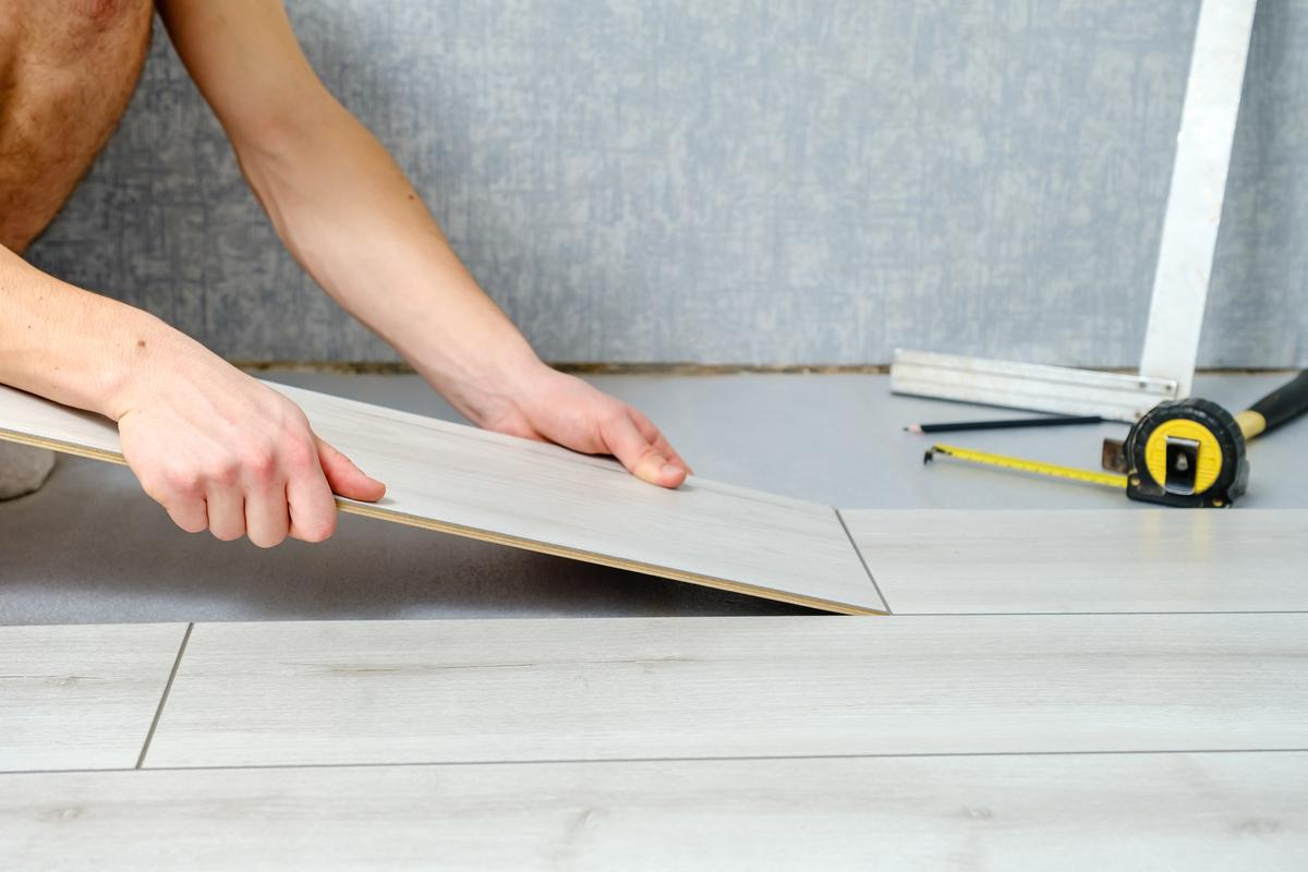 The Benefits of Laminate Flooring: Why it's a Smart Choice for Homeowners