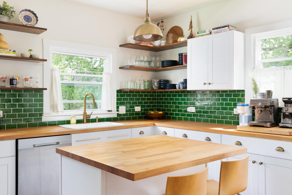 Three Key Considerations for Homeowners Installing a Backsplash