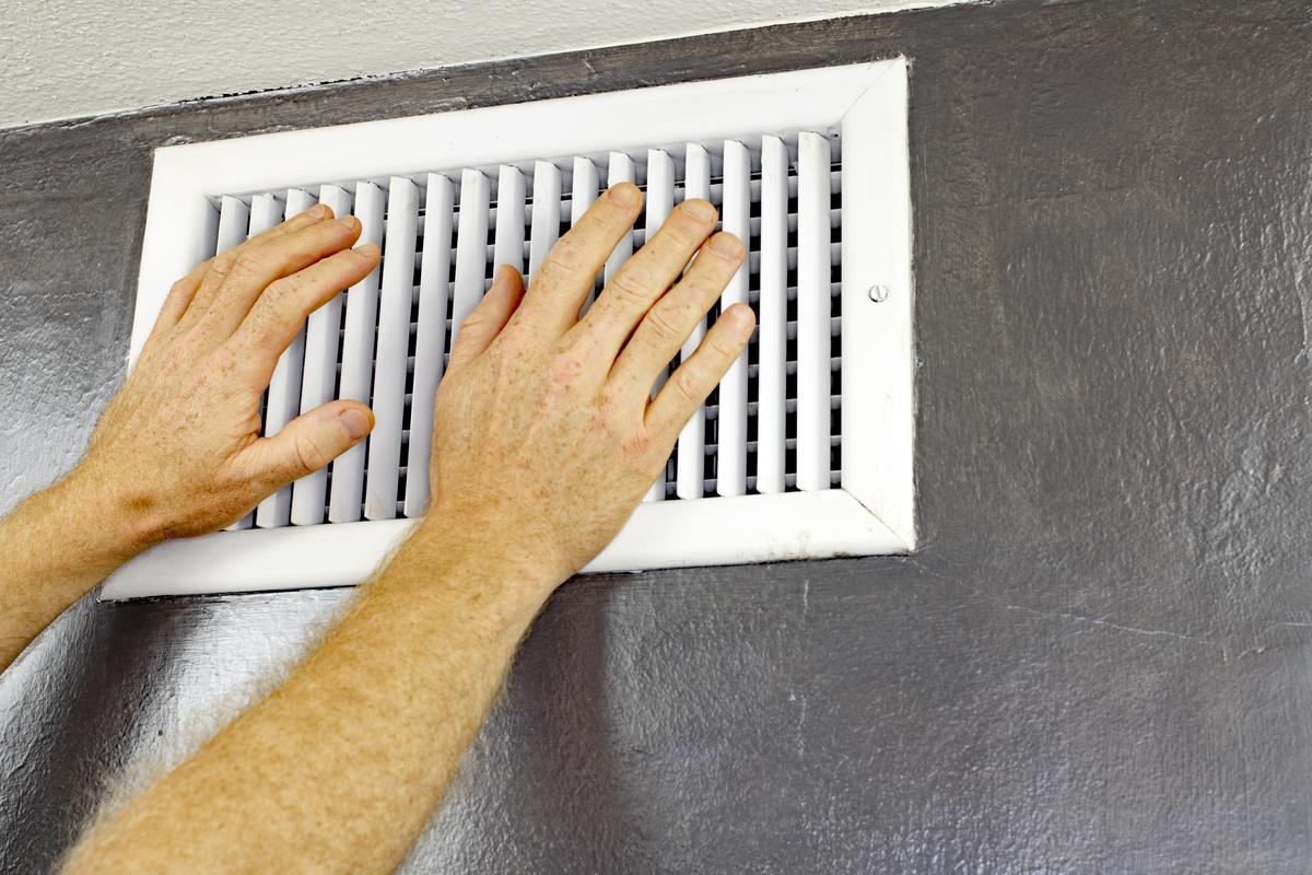 The Top Benefits of Cleaning Your HVAC Ducts