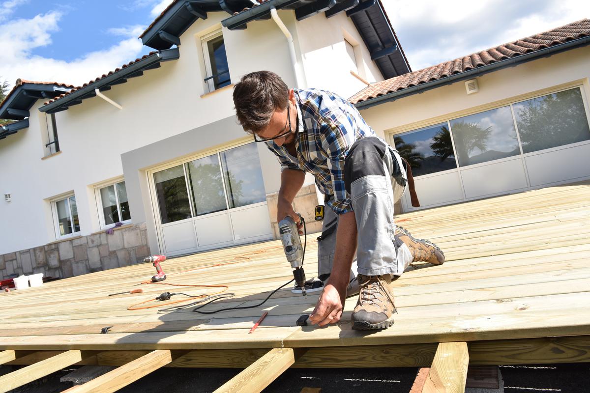 The Benefits of Building a Deck: Why It's a Smart Homeowner Investment