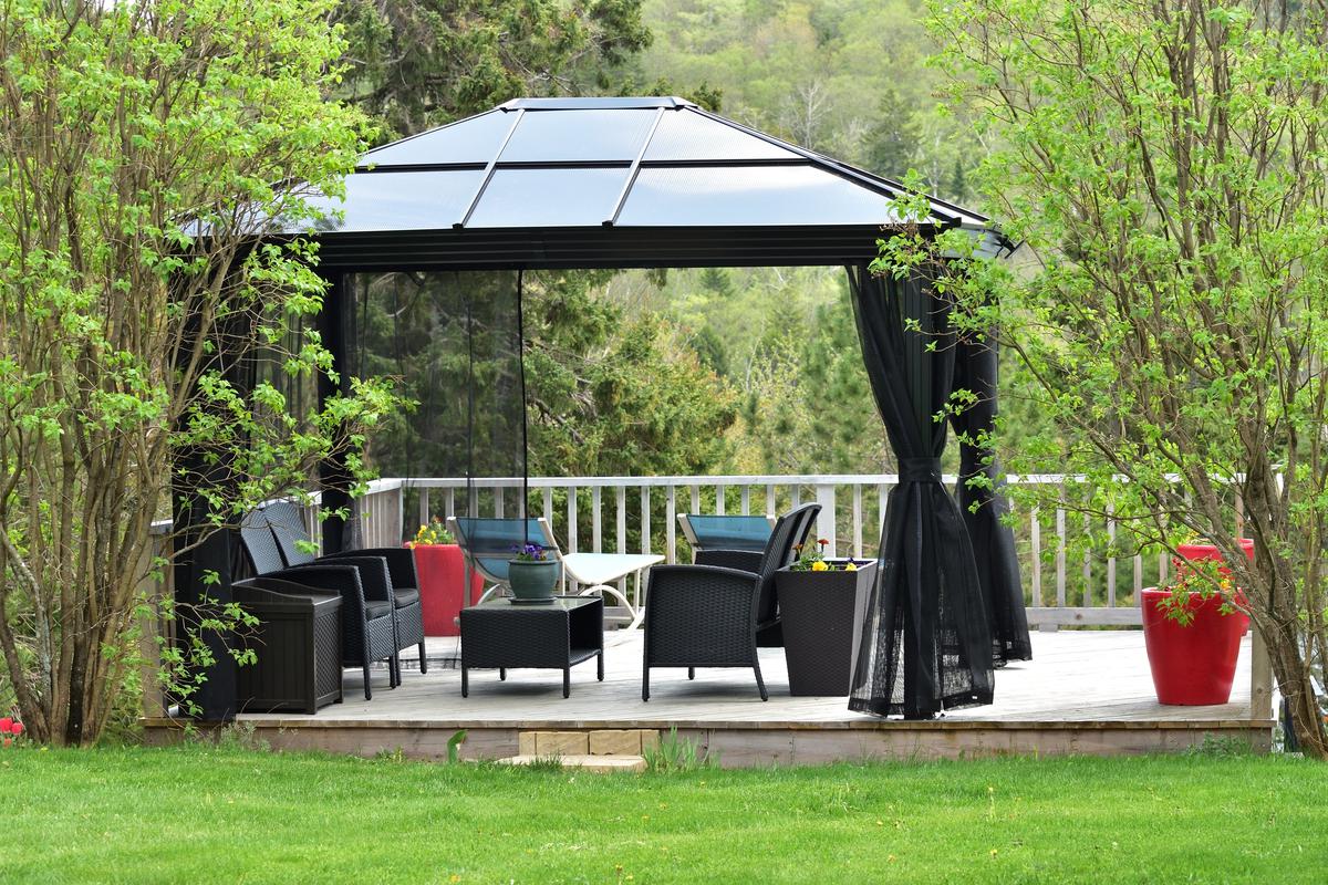 The Big Benefits of Building a Gazebo in Your Home