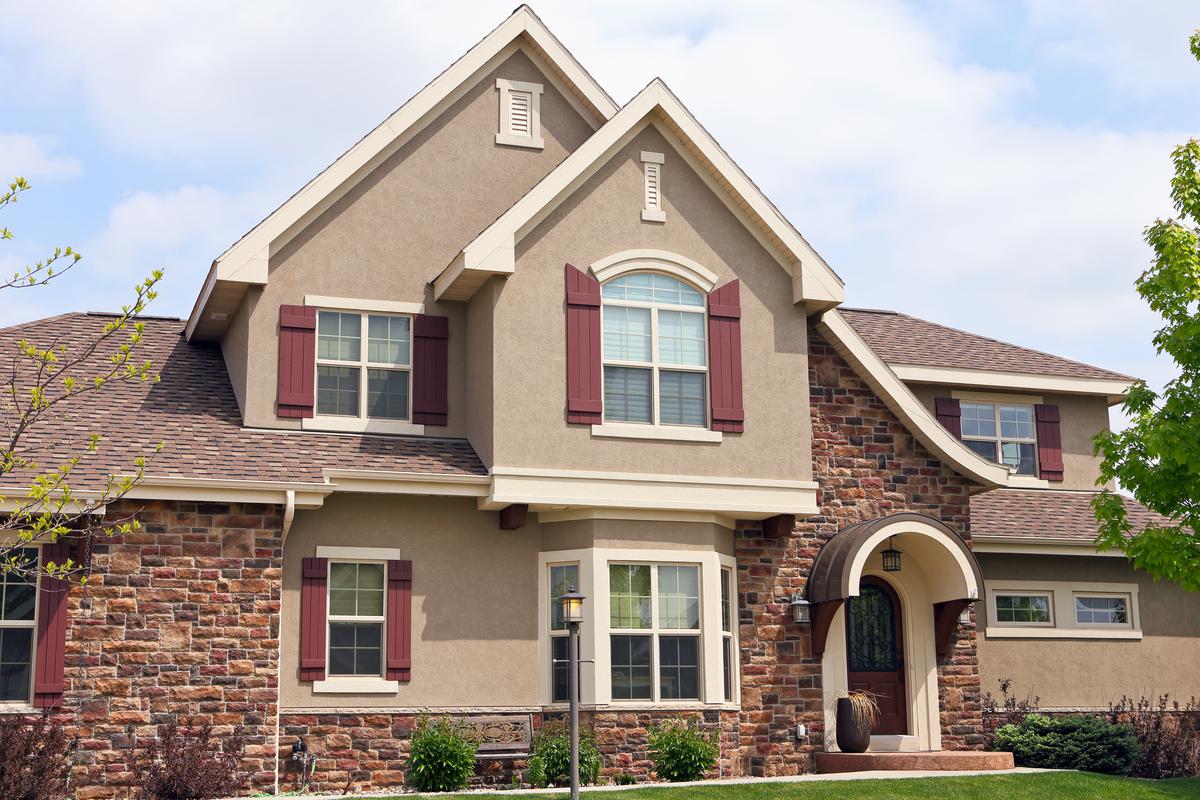 The Benefits of Replacing Stucco Siding for Homeowners