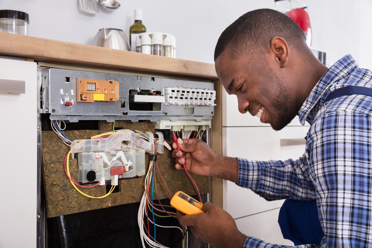 The Essential Guide to Hiring an Electrician for a Home Remodel or Addition