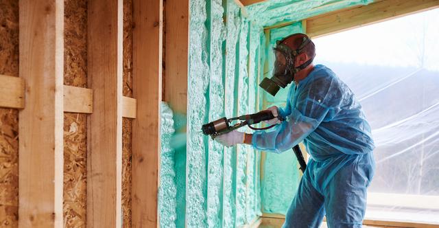 The Pros And Cons Of Spray Insulation