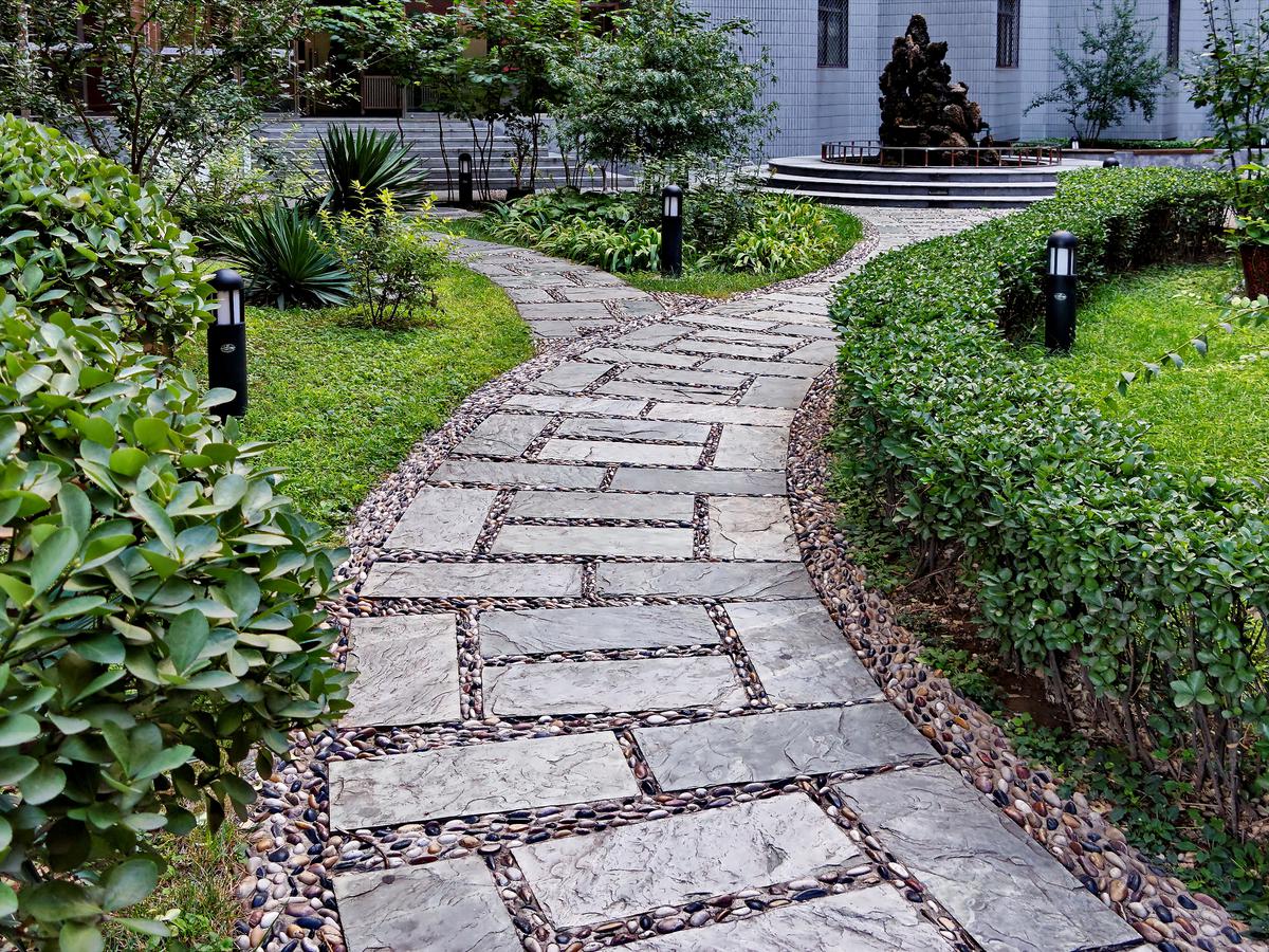 Accounting for quality when comparing quotations allows for a paver that’s both charming and within budget.