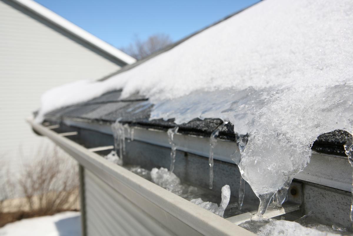 Why Your Gutters Should Always Be Clean