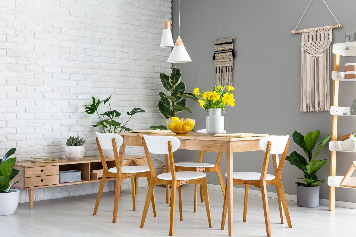 Brush up on your woodworking skills by crafting your own version of a Wayfair dining table.