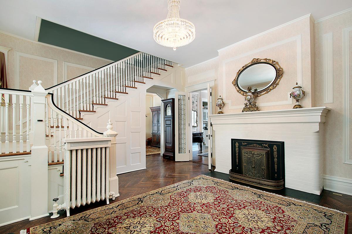 Introduce a sense of eminence to your entryway with a lavish crystal chandelier.