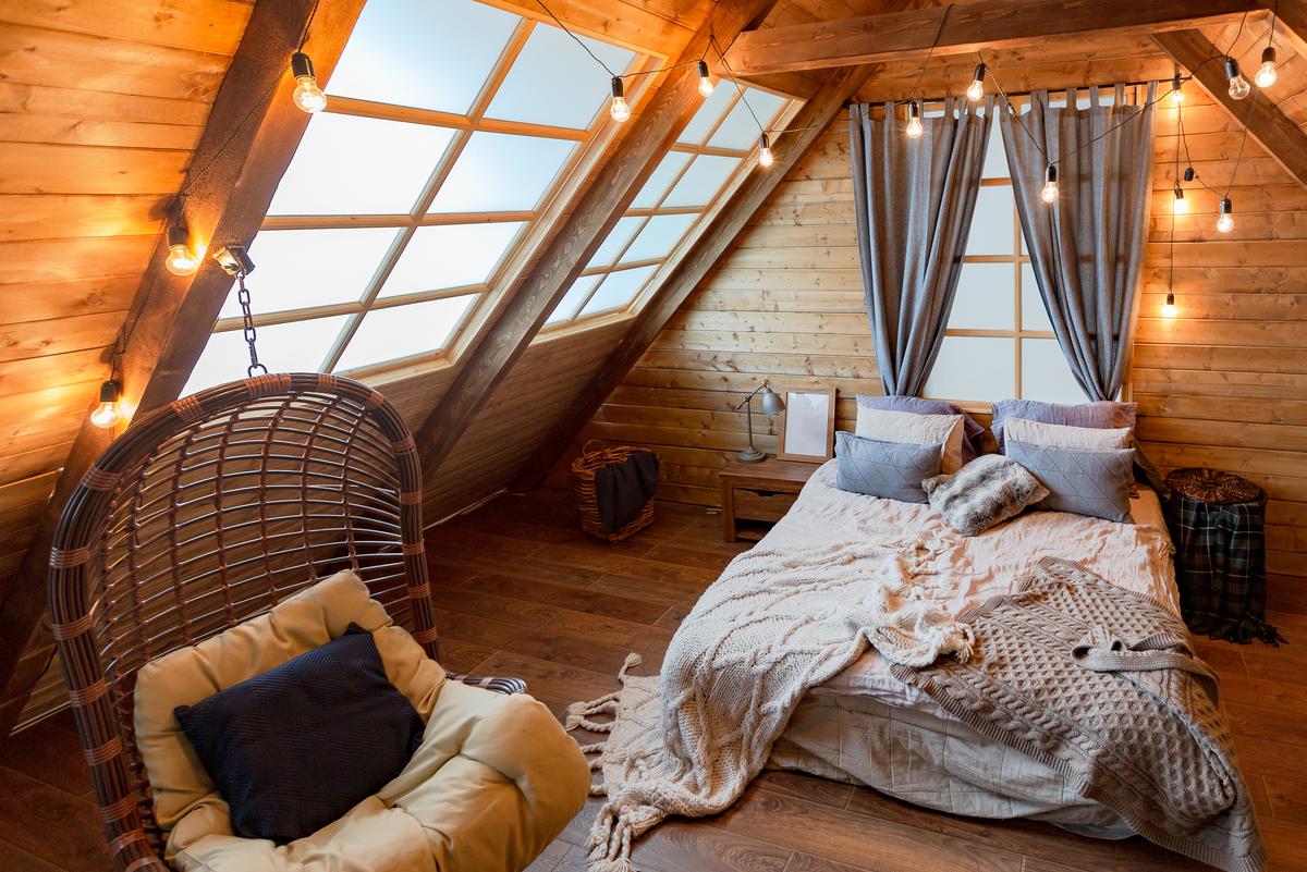 Creating the essence of hygge is the epitome of cabincore interior design.