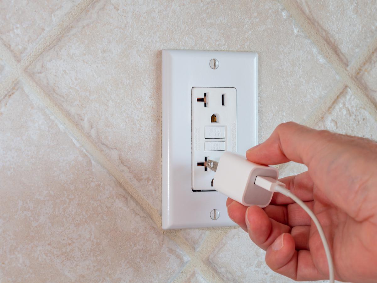 How To Install A Gfci Outlet: A Handy Guide