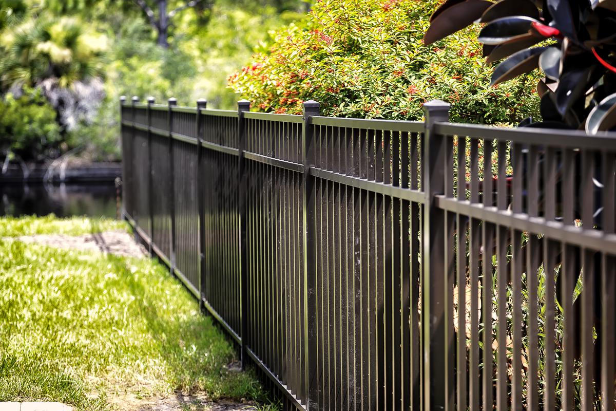Aluminum Fencing May Be Understated but They're Reliable