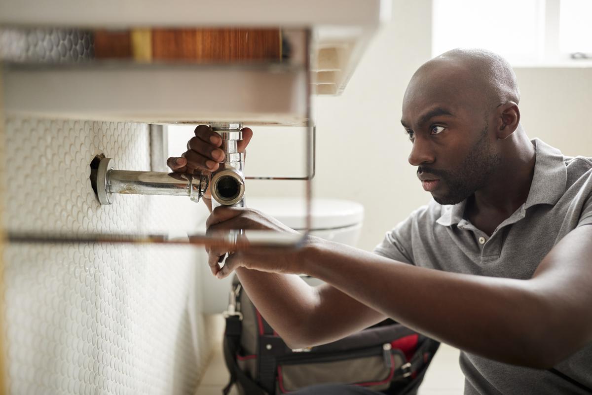 Always Go For a Certified Plumber