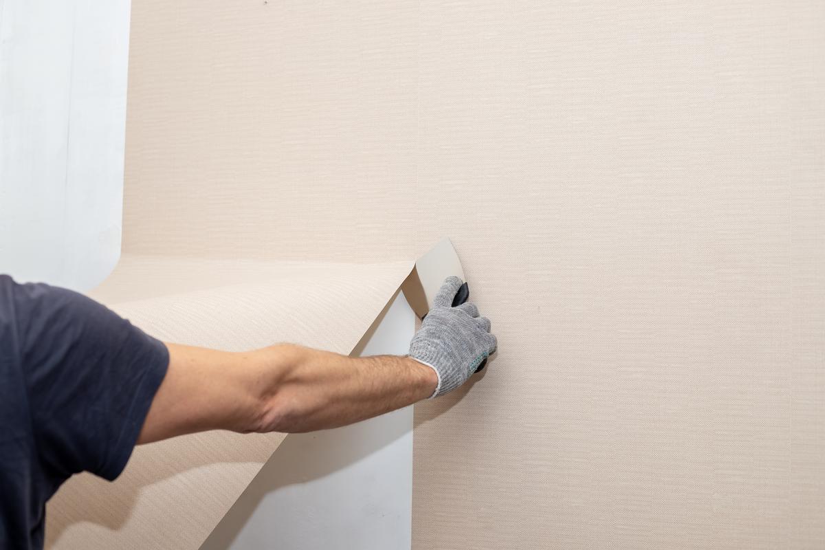 Be Careful With a Putty Knife as Excessive Force May Damage the Wall