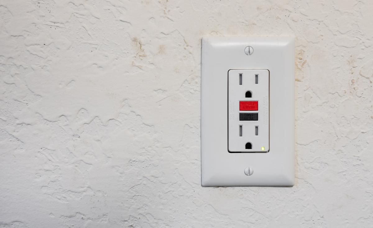 7-most-common-building-code-violations-and-how-to-avoid-them