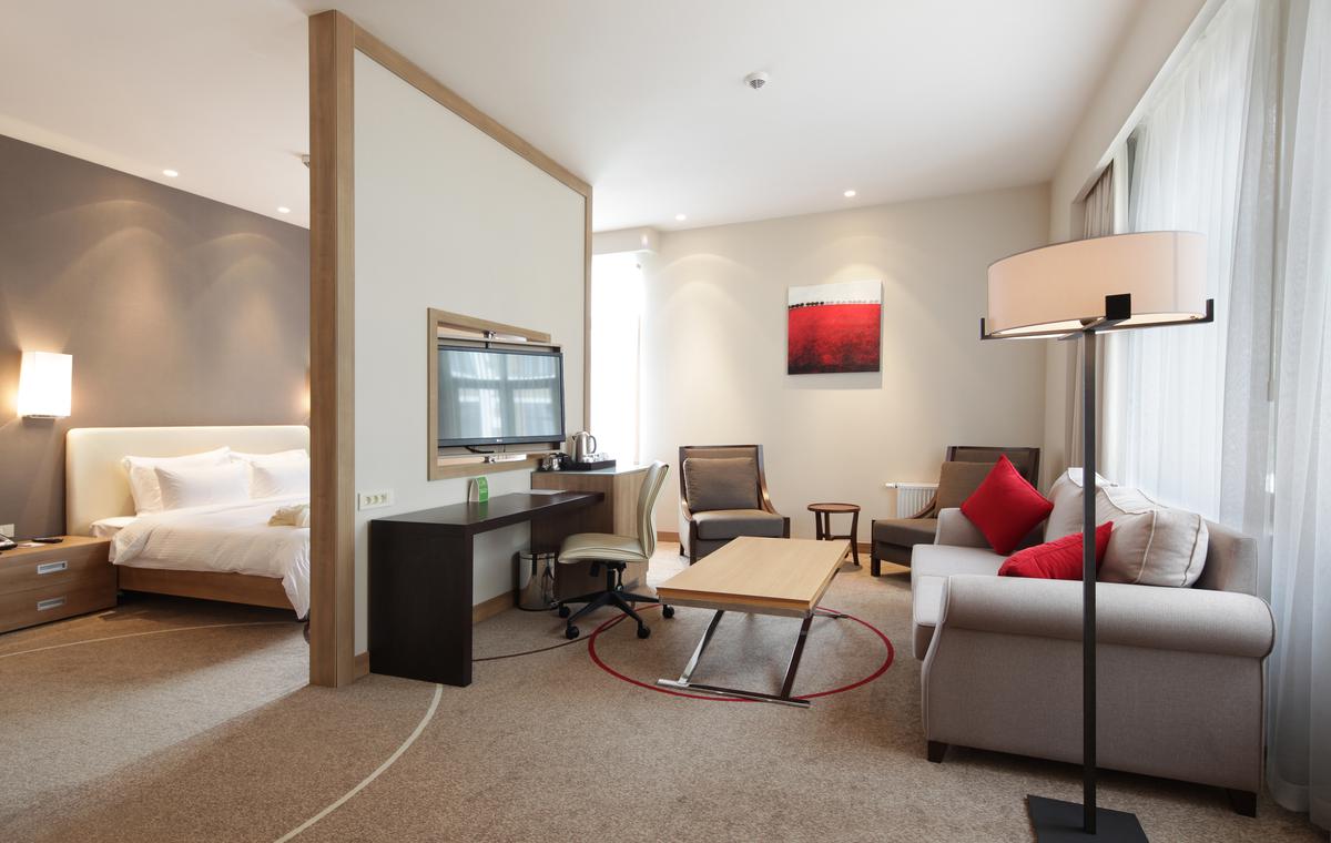 Bedhead Dividers Add Privacy to an Open Floor Layout