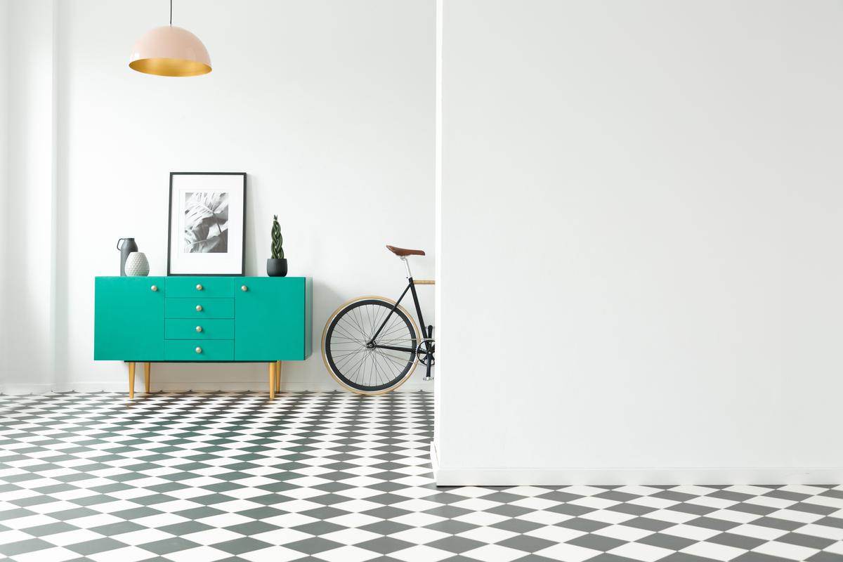 Classy and Retro Just May Be the Perfect Element for a Serene Entryway