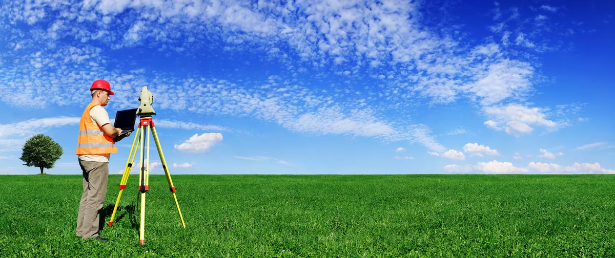 Do You Need a Surveyor to Plan Your Fence?