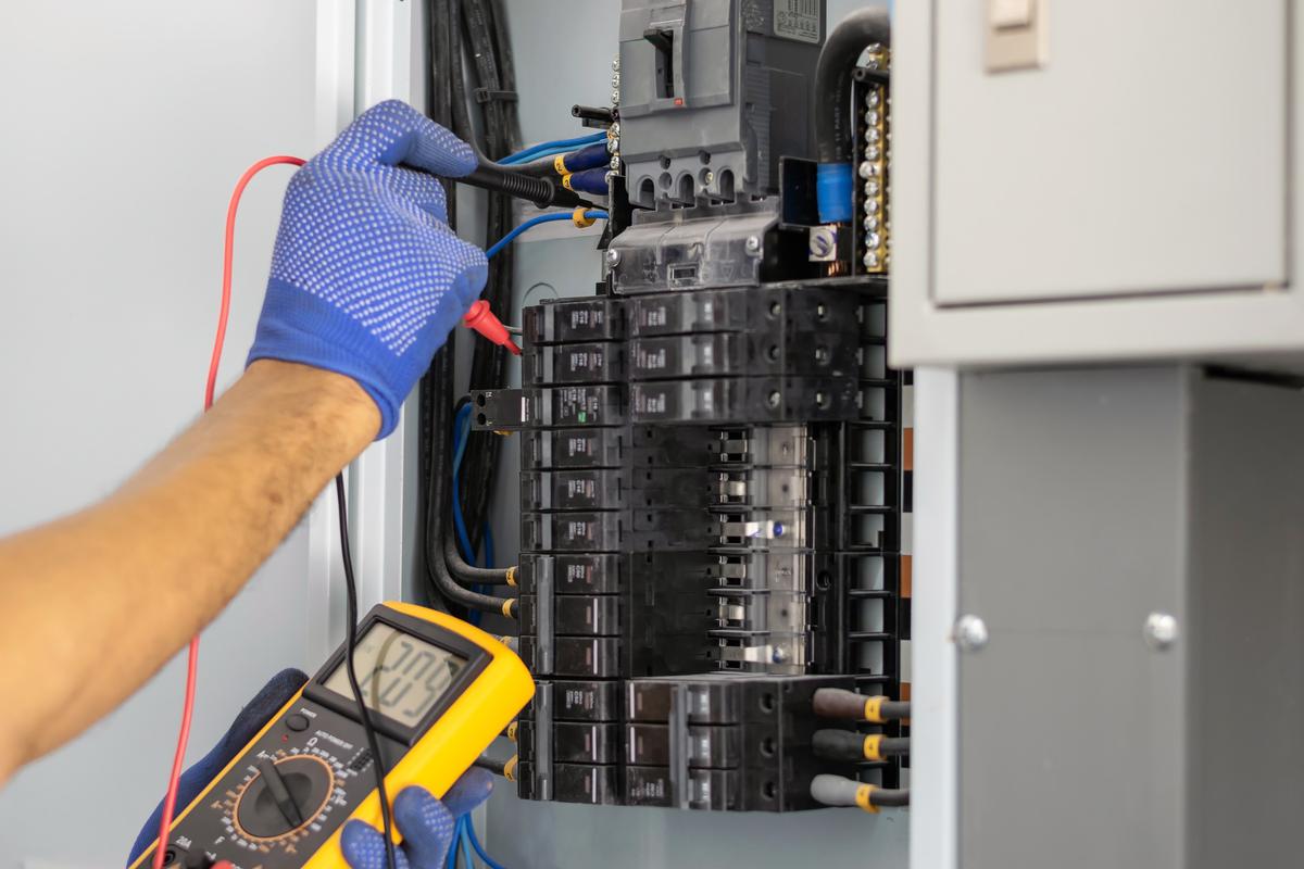 Electrical Issues You Should Take Care of Before Selling Your Home