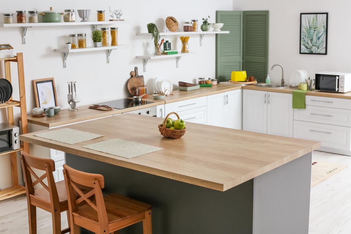 Expanding Tables Offer Unparalleled Versatility