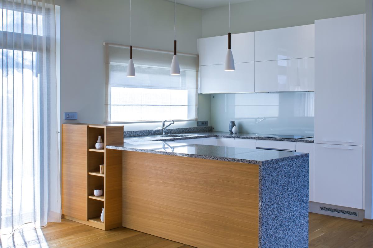 Extend Your Kitchen Beyond Only Cabinets With a Peninsula Kitchen