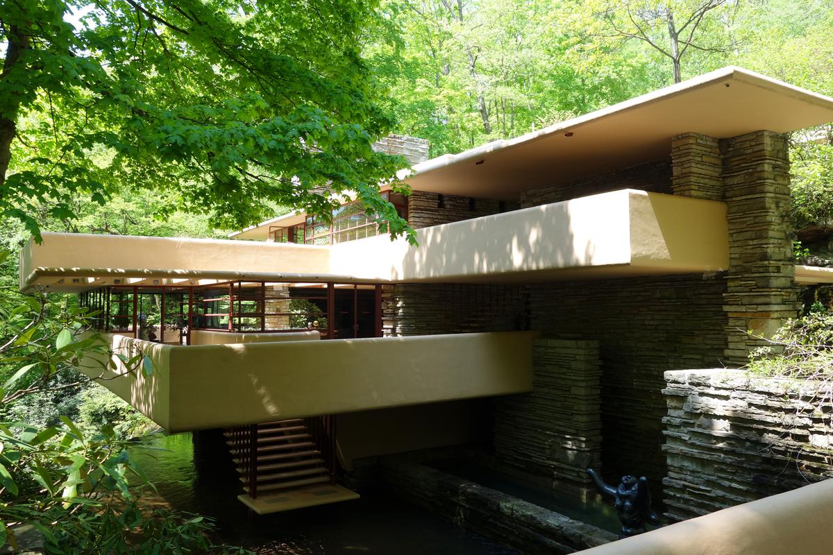 A Guide To The Organic Architecture Style