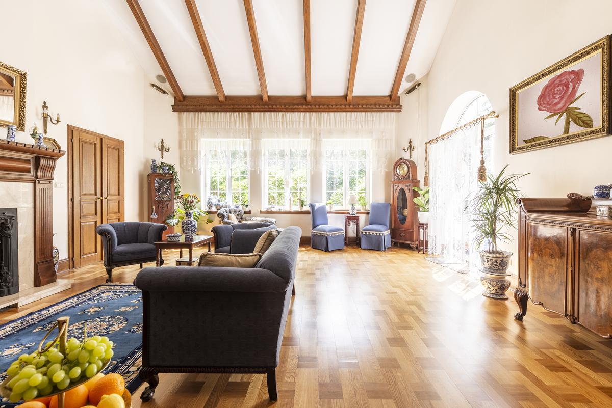 High Ceilings Are Among the Signature Features of Great Rooms