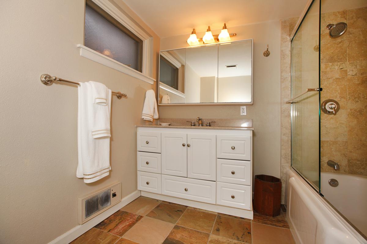 How Basement Bathrooms Can Look Luxurious