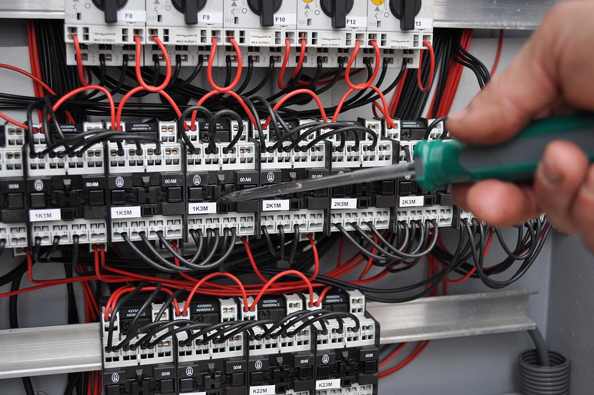 How Splashing Around Can Damage Your Pool Equipment