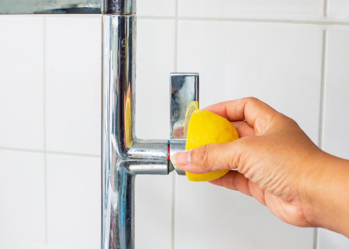 How You Can Use Lemon As A Cleaning Agent Around the House